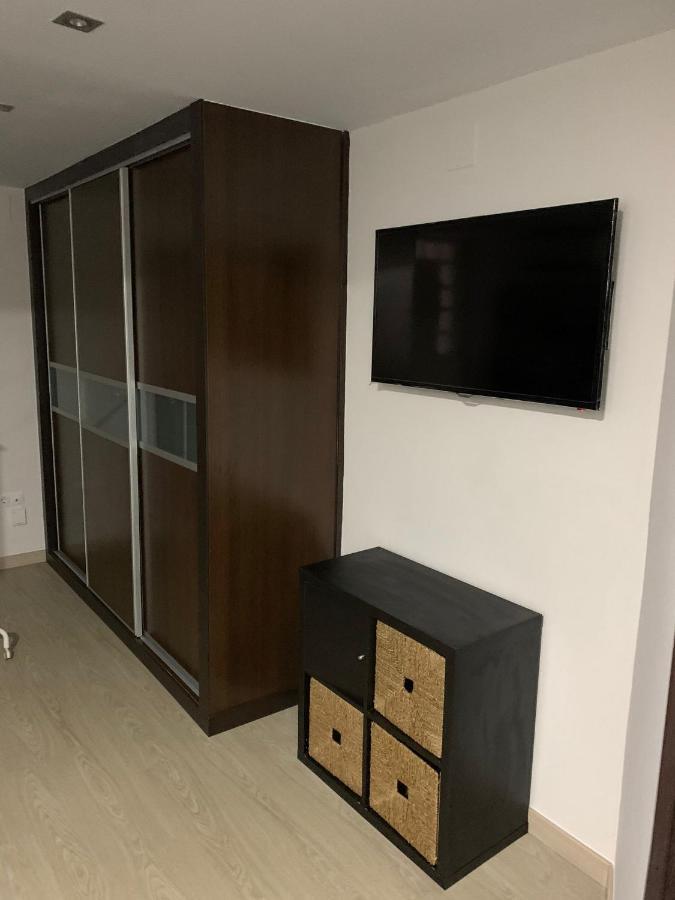 Estudio 푸엔히롤라 외부 사진
